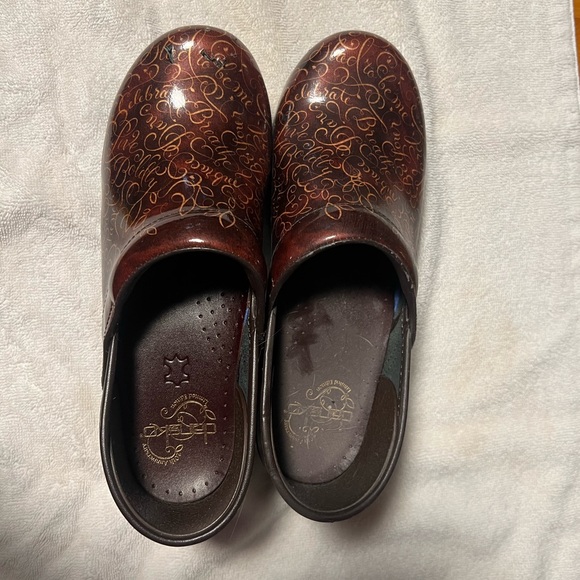 Brown with gold writing size 38 (7.5) Dansko clogs lightly worn - Picture 2 of 9